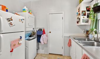 210 W State St, Athens, OH 45701