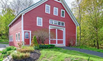 71 Brook Rd, Falmouth, ME 04105