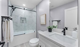 1413 La Salina, Oceanside, CA 92054