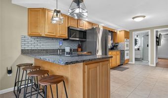542 Main St, Hopkinton, RI 02833