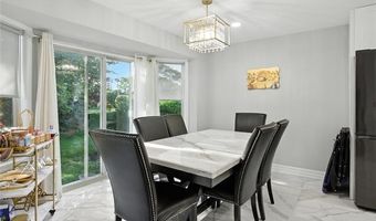 48821 Tremont Dr, Macomb, MI 48044