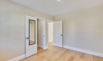 8908 GRANT St, Bethesda, MD 20817