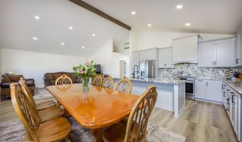 1302 W Coyote Trl, Benson, AZ 85602