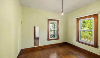 89 2nd St, Athens, OH 45701