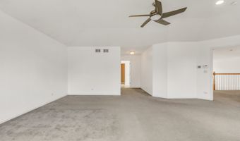 1015 Timber Lake Dr, Antioch, IL 60002