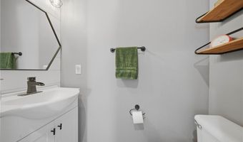 1906 Northgate Cir, Akron, OH 44320