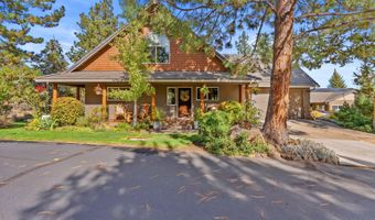 3192 NW Golf View Dr, Bend, OR 97703