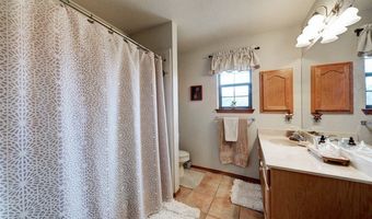 172 Home Pl, Adkins, TX 78101
