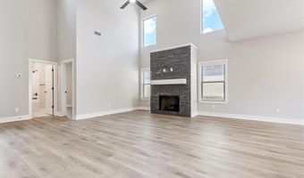 7002 SW Basswood Ave, Bentonville, AR 72713