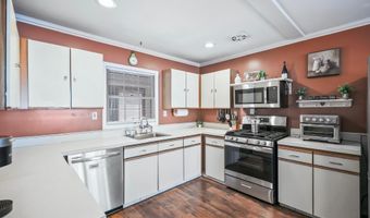 149 Idlewild Ln, Aberdeen, NJ 07747