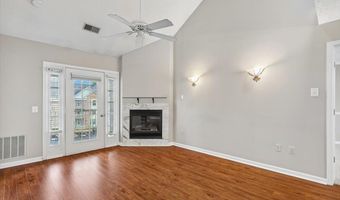 2000 PHILLIPS Ter 9, Annapolis, MD 21401