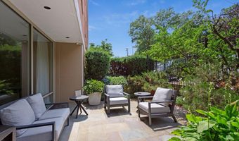 1210 N TAFT St 909, Arlington, VA 22201