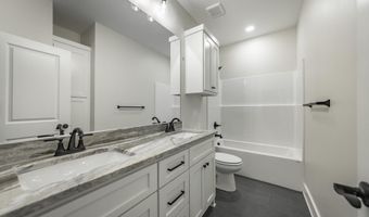 100 Michael Dr, Beebe, AR 72012