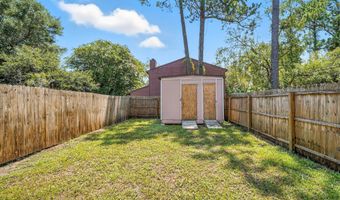 1915 MAIN St, Atlantic Beach, FL 32233