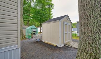 533 Forest Park, Middletown, RI 02842