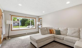 5209 S County Road D, Afton, WI 53501