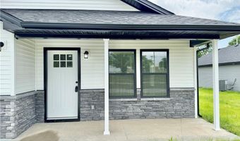 466 East St, Austin, IN 47102