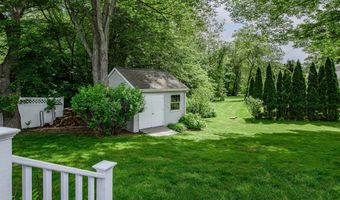 320 Spruce St, Cheshire, CT 06410