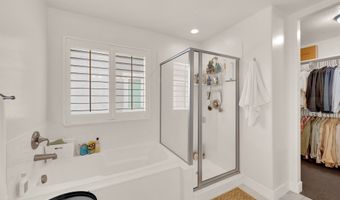 915 W MCKENNA, Bluffdale, UT 84065