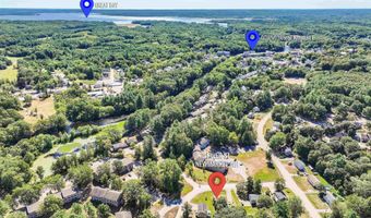 5 River St, Newmarket, NH 03857