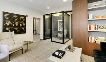 635 SLATERS Ln G-01, Alexandria, VA 22314