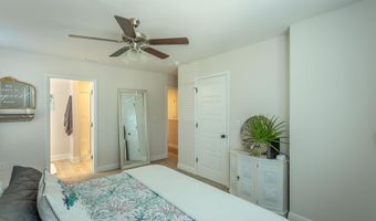 270 The Prado St A-1, Apalachicola, FL 32320