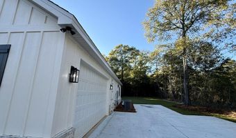 1912 Hidden Springs Dr, Baker, FL 32531