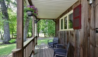 85 Maple St, Bellingham, MA 02019