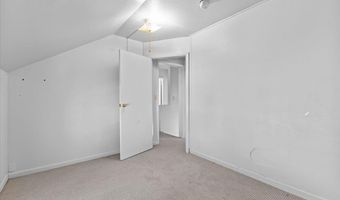 21 Hyde St 3, Burlington, VT 05401