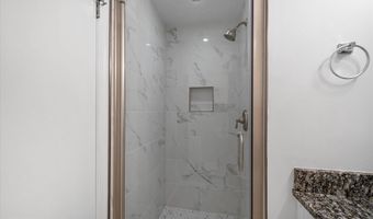 10276 ARIZONA Cir 61, Bethesda, MD 20817