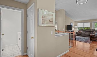 2 Mulberry Dr, Cranston, RI 02921