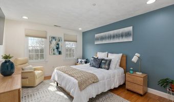 10 Cunningham Ln 204, Billerica, MA 01821