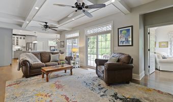 89 Alpine Dr, Burlington, CT 06013