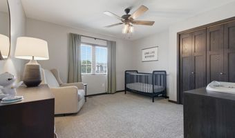 1209 Kettering Dr, Aberdeen, SD 57401