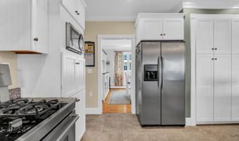 143 Maple St, Bangor, ME 04401