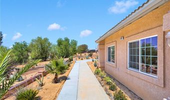 19420 Red Feather Rd, Apple Valley, CA 92307