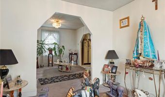 22 Parsons Ave, East Providence, RI 02914