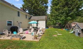 1345 Tarkiln Rd, Burrillville, RI 02830
