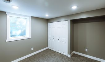 1106 Omaha St, Belle Fourche, SD 57717