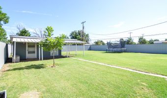 308 W Ellwood Blvd, Anton, TX 79313