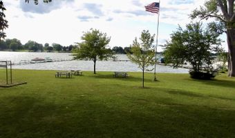 25076 W Edgar Ave, Antioch, IL 60002