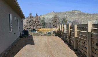 1015 E Canyon Dr, Big Water, UT 84741