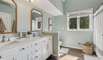 11120 Saint Charles Pl, Carmel, IN 46033