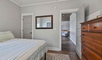 722 Lakeshore Dr, Autaugaville, AL 36003