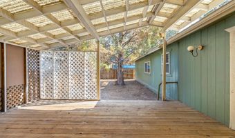 1523 SE Bronzewood Ave, Bend, OR 97702