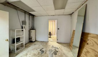 225 E Washington Ave, Athens, TN 37303