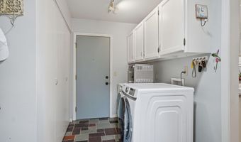 3401 Woodview Pl, Columbus, OH 43220