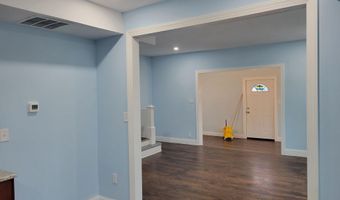 907 Michigan Ave, Atlantic City, NJ 08401