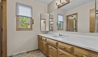 1023 CLEVELAND Ave, Algoma, WI 54201