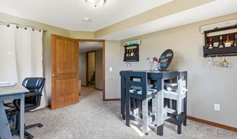 1305 Whistling Straits Ct, Altoona, WI 54720